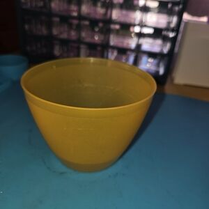 Tupperware Bowl Harvest Gold 148-30 Vintage Retro